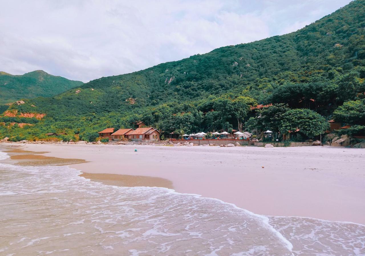Wild Beach Boutique Resort Ninh Phuoc Exterior photo